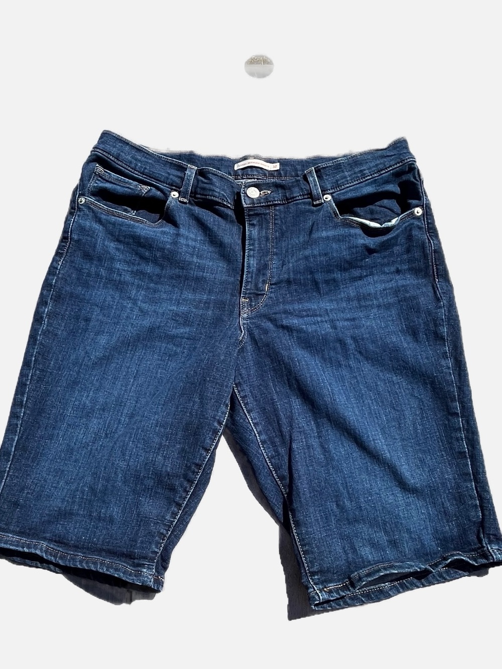 Levi's Women’s Classic Bermuda Shorts Blue Denim UPSIDE DOWN TAB 32